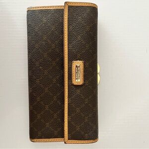 Rioni Dark Brown Wallet with Gold Details